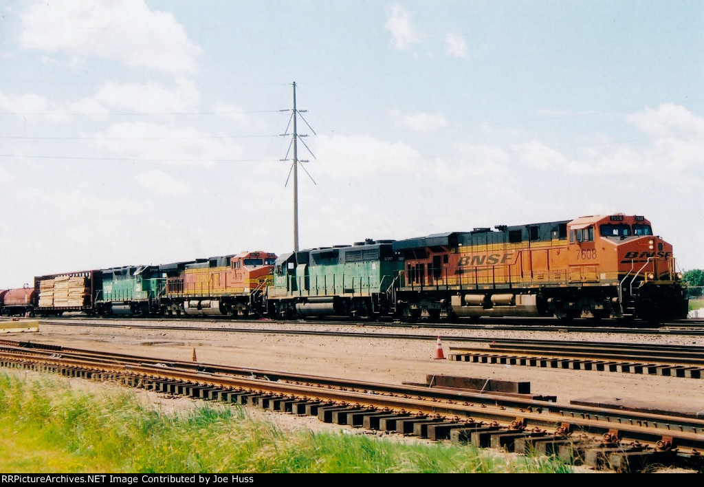 BNSF 7608 West